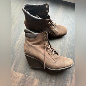 Timberland Women's Brown Lace-Up Wedge Booties